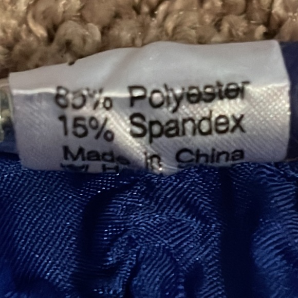 F.C one size scrunchy top. Royal blue in color - Picture 7 of 7